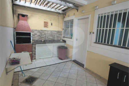 Casa à venda com 3 quartos, sendo 1 suíte, no condomínio Mariana, São Paulo - SP