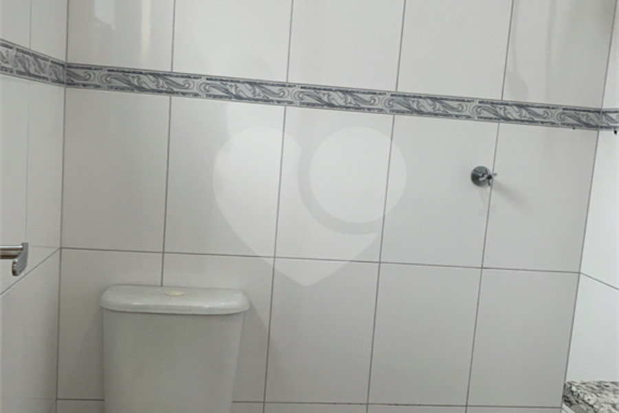 Casa à venda com 2 suítes no condomínio Residencial Pitangueiras, São Paulo - SP