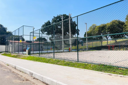 Casa à venda com 4 quartos, sendo 2 suítes, no condomínio Residencial Green Ville, Rio de Janeiro - RJ