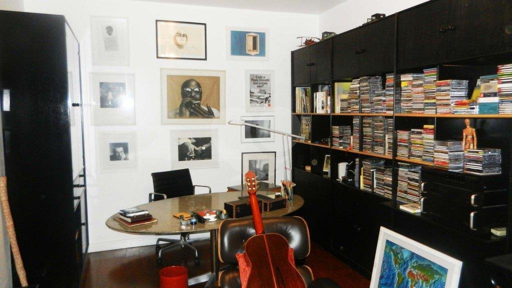 Casa Térrea à venda com 4 suítes em Alto da Boa Vista, São Paulo, SP