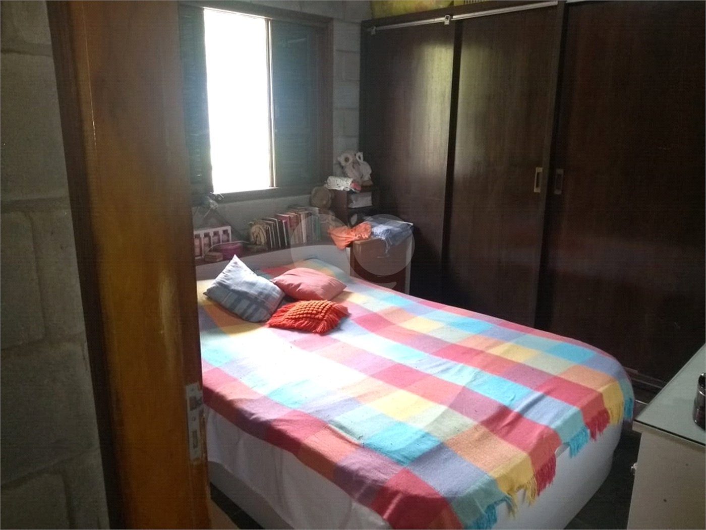 Casa à venda com 3 quartos, sendo 1 suíte, no condomínio Cinco Lagos, Mairiporã - SP