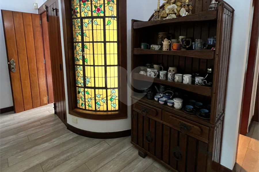 Sobrado à venda com 4 suítes em Horto Florestal, São Paulo, SP