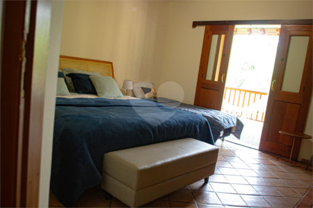 Sítio à venda com 4 quartos, sendo 2 suítes, em Jardim Guaçu, São Roque, SP