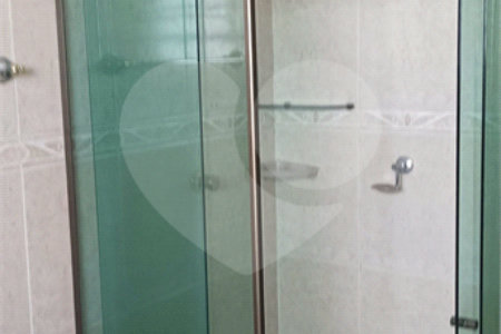 Sobrado à venda com 3 quartos, sendo 1 suíte, em Jabaquara, São Paulo, SP