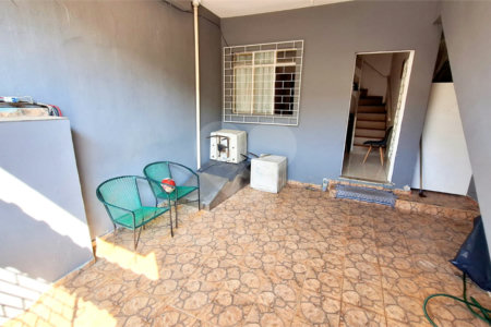 Casa à venda com 3 quartos em Campo Grande, Rio de Janeiro, RJ