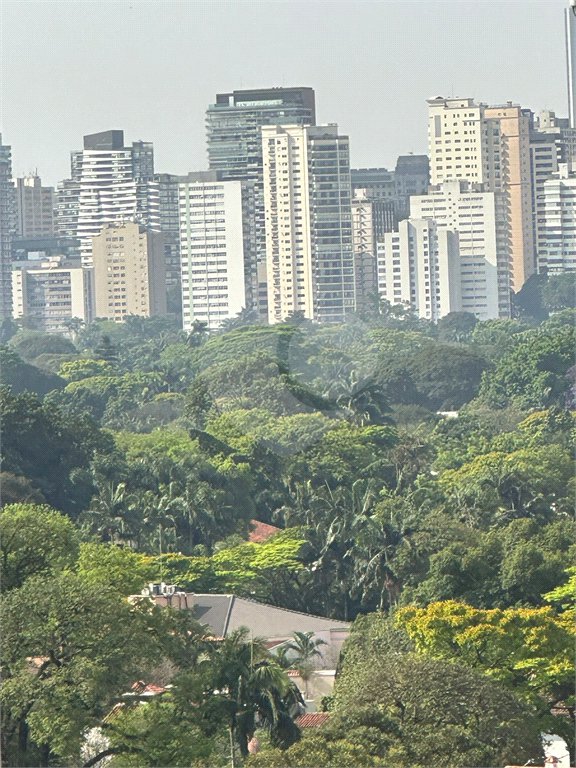 Apartamento à venda com 2 suítes em Jardim Europa, São Paulo, SP