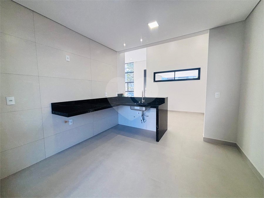 Casa à venda com 3 suítes no condomínio Residencial Chácara Ondina, Sorocaba - SP