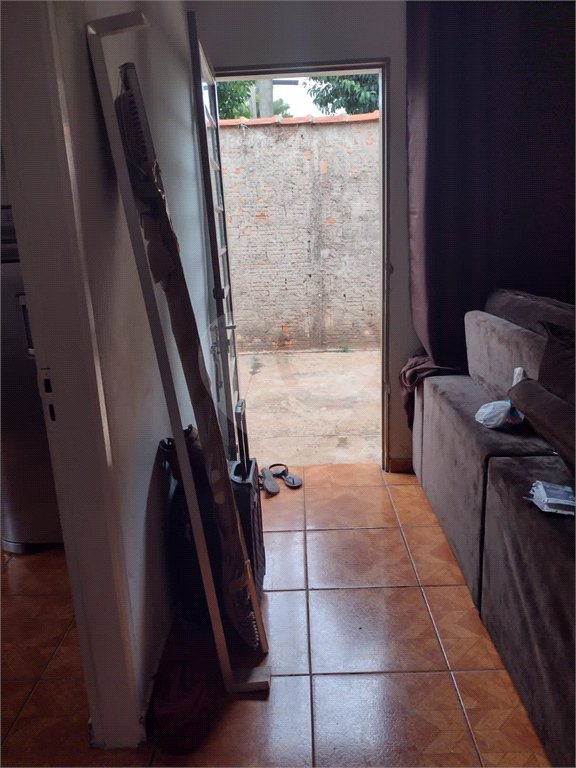 Casa térrea em Araraquara/SP.