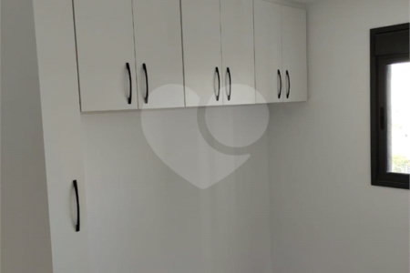 Apartamento à venda com 2 quartos, sendo 1 suíte,  em Jardim das Acácias, São Paulo, SP