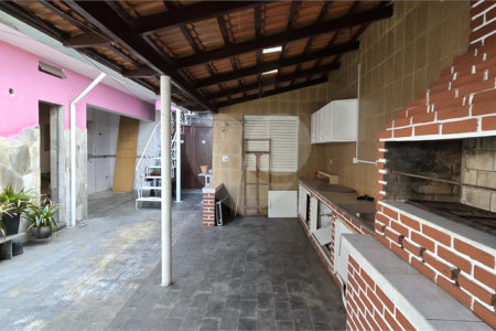 Casa à venda com 3 quartos, sendo 1 suíte, em Lar São Paulo, São Paulo, SP