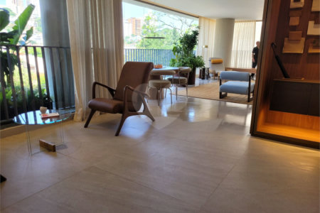 Apartamento à venda com 4 suítes em Vila Madalena, São Paulo, SP