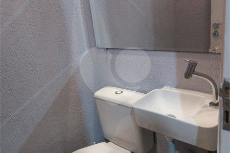 Casa à venda com 2 suítes no condomínio Villa Dell Victor, São Paulo - SP