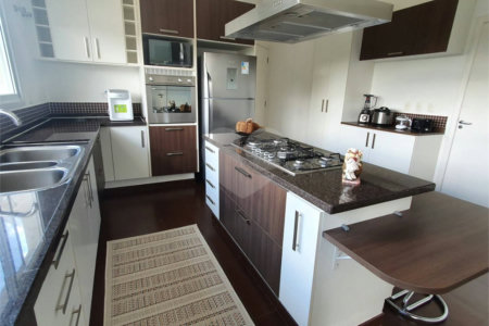 Casa à venda com 5 quartos, sendo 4 suítes, no condomínio Sol Vinhedo, Vinhedo - SP