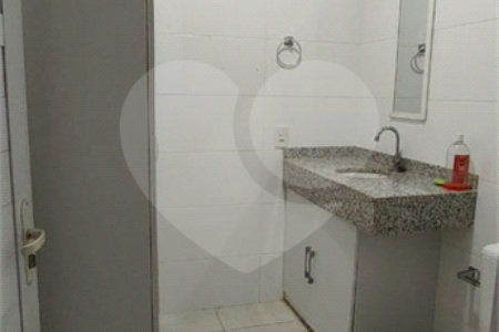 Casa para alugar com 4 quartos, sendo 3 suítes,  no condomínio Figueira Garden, Atibaia - SP