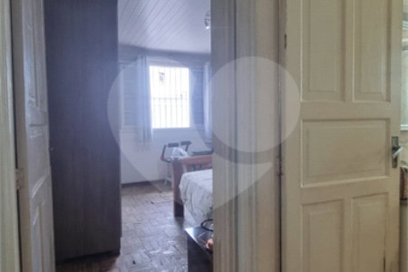 Sobrado à venda com 3 quartos em Vila Medeiros, São Paulo, SP