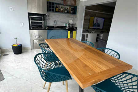 Apartamento à venda com 2 quartos, sendo 1 suíte,  em Vila Leonor, São Paulo, SP
