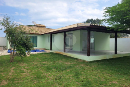 Terreno em condomínio à venda com 3 quartos, sendo 2 suítes, em Caravelas, Armação dos Búzios, RJ
