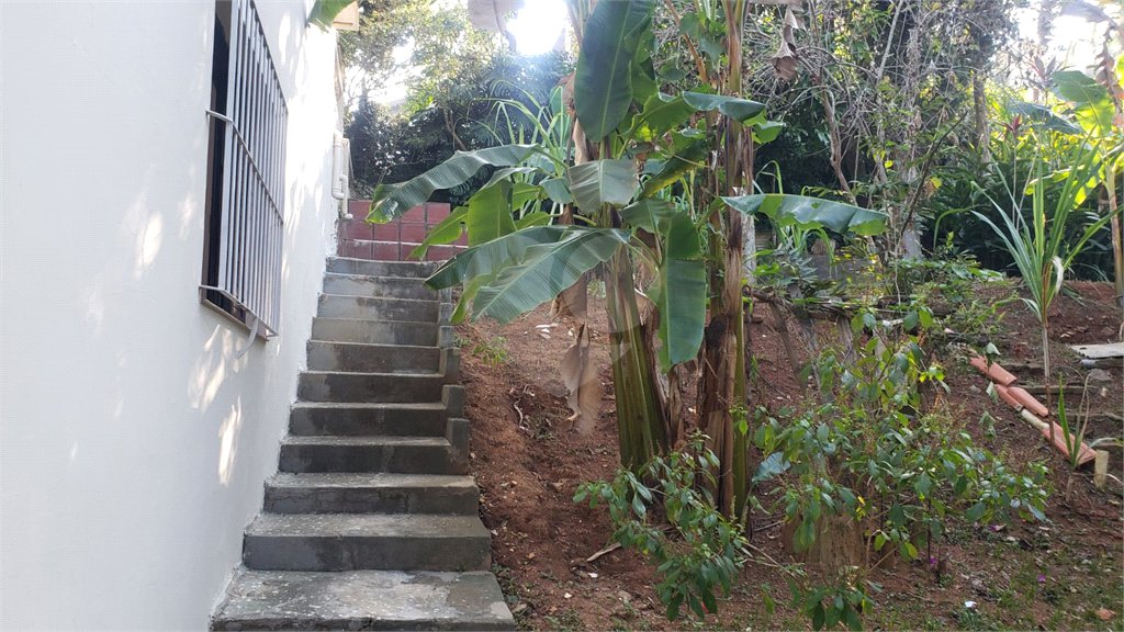 Sobrado à venda com 3 quartos, sendo 1 suíte, em Horto, São Paulo, SP