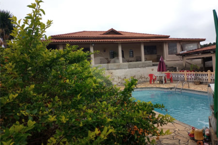 Casa à venda com 3 quartos, sendo 1 suíte, em Chácaras Guanabara, Guararema, SP