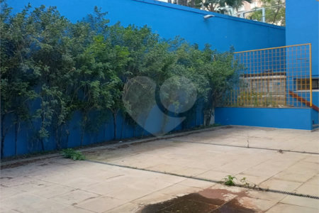 Sobrado à venda ou para alugar em Vila Mariana, São Paulo, SP