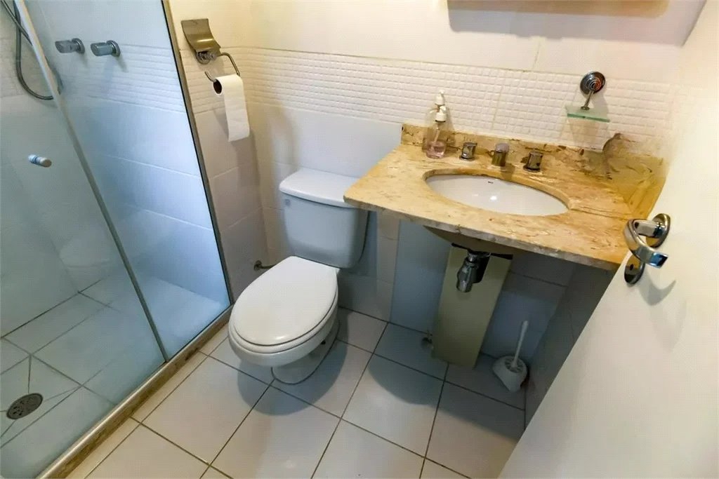 Apartamento à venda com 3 quartos, sendo 1 suíte, em Lar São Paulo, São Paulo, SP