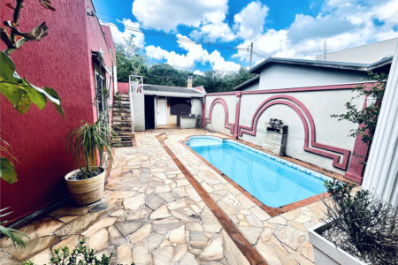 Casa à venda com 3 quartos, sendo 1 suíte, em Vila Nastri, Itapetininga, SP