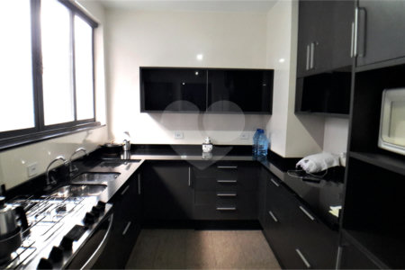 Casa Térrea à venda com 4 suítes em Brooklin Paulista, São Paulo, SP