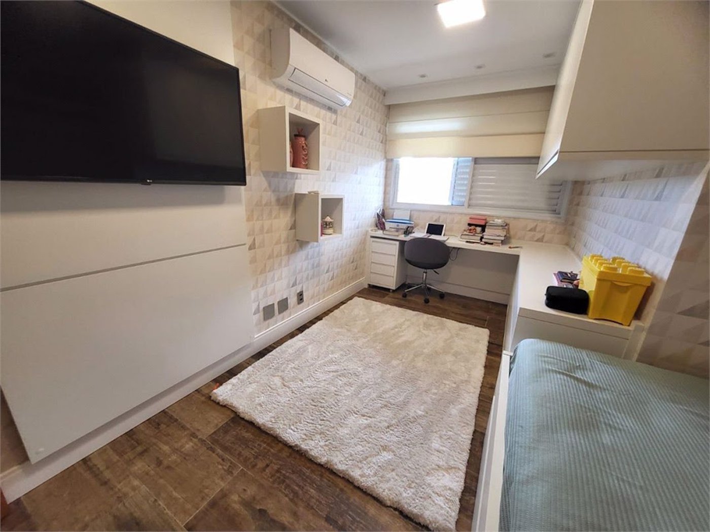 Apartamento Residencial à venda, Gonzaga, Santos - AP0128.