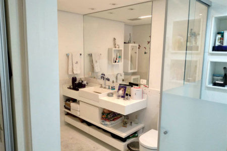 Apartamento à venda com 4 suítes em Jardim Marajoara, São Paulo, SP