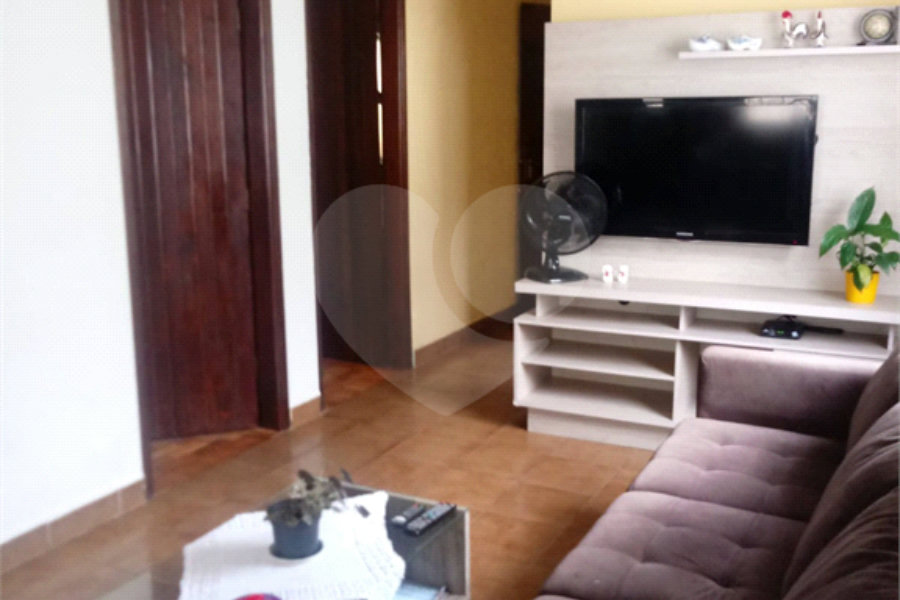 Casa Térrea para alugar com 3 quartos, sendo 1 suíte, no Centro, Mairiporã, SP