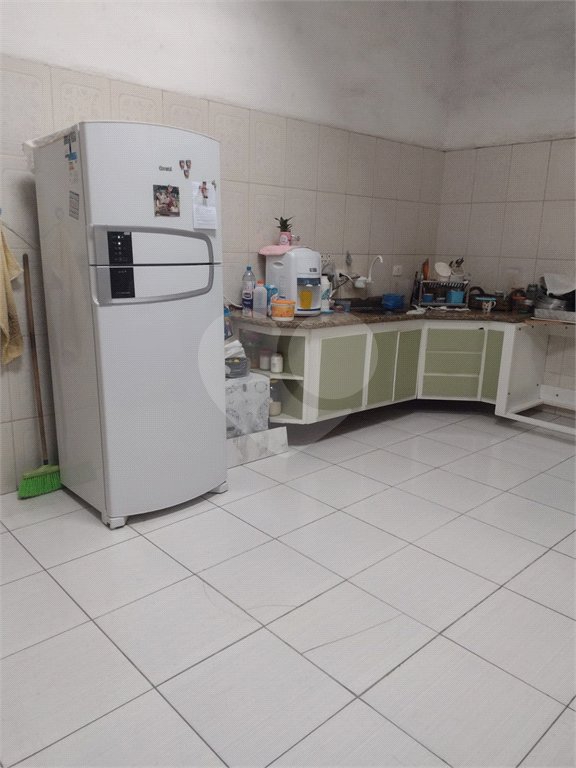 Sobrado à venda com 3 quartos, sendo 1 suíte, em Jardim da Mamãe, Guarulhos, SP