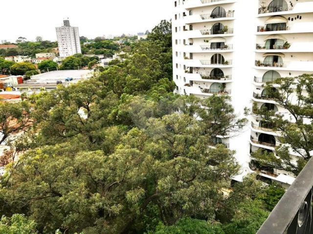 Apartamento à venda com 3 quartos, sendo 2 suítes,  em Granja Julieta, São Paulo, SP