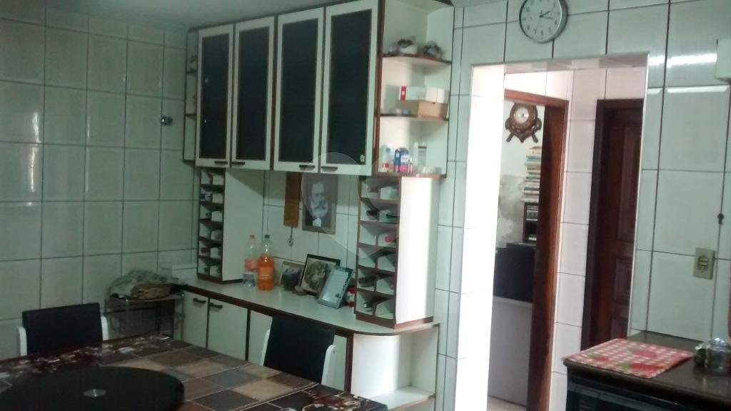 Casa à venda com 4 quartos, sendo 1 suíte, em Parque Vitória, São Paulo, SP