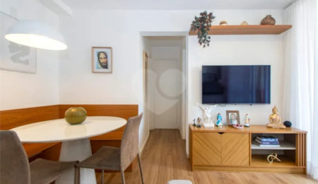 Apartamento à venda com 2 quartos, sendo 1 suíte,  em Vila Pompéia, São Paulo, SP