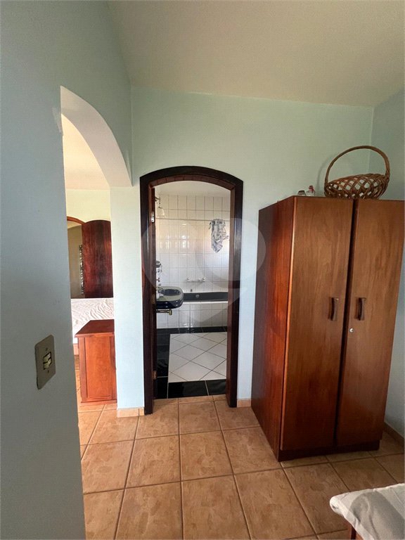 Casa à venda com 4 quartos, sendo 1 suíte, em Alpes D'ouro, Bom Jesus dos Perdões, SP