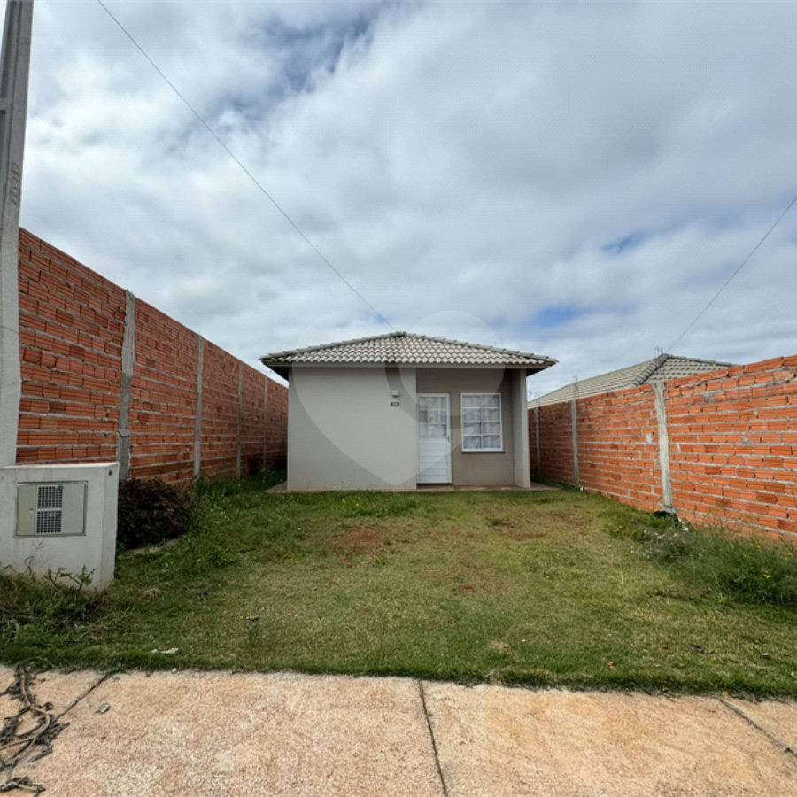 Casa para alugar com 2 quartos em Loteamento Residencial Cristóvão Colombo, Itapetininga, SP