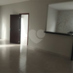 Casa Térrea à venda com 3 quartos, sendo 1 suíte, em Jardim Nova América, Araraquara, SP