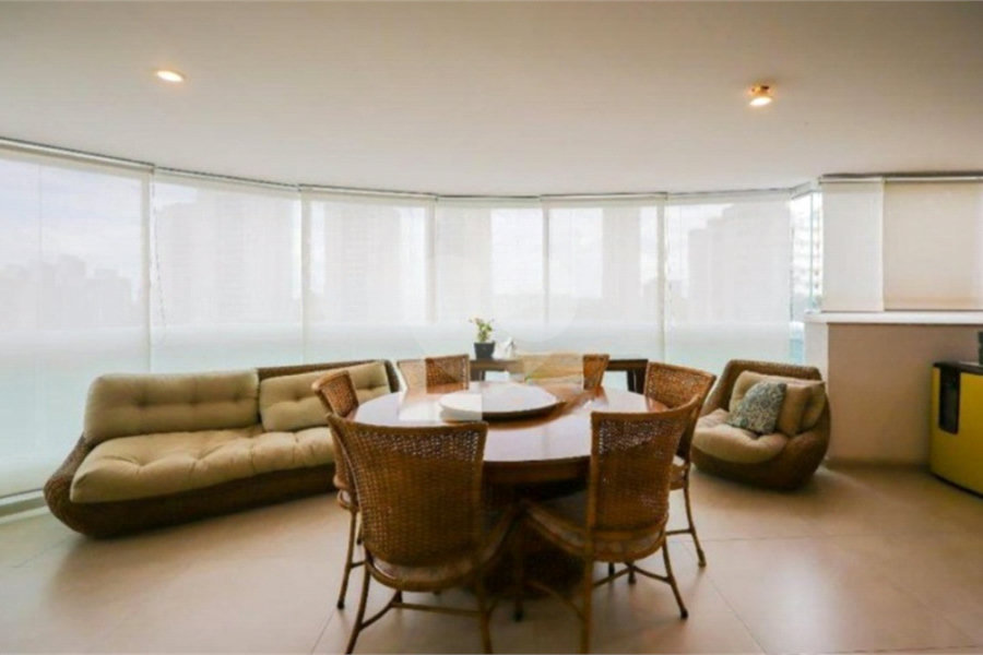 Apartamento à venda ou para alugar com 3 quartos, sendo 2 suítes,  em Jardim Marajoara, São Paulo, SP