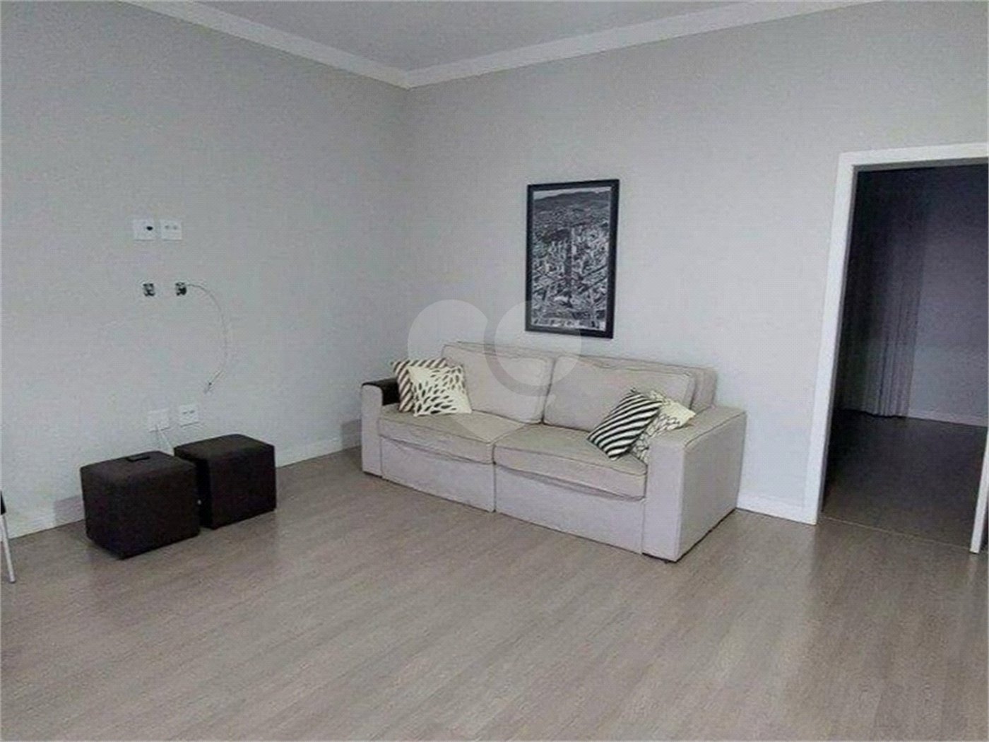 Casa à venda ou para alugar com 3 suítes no condomínio Mont Blanc, Sorocaba - SP