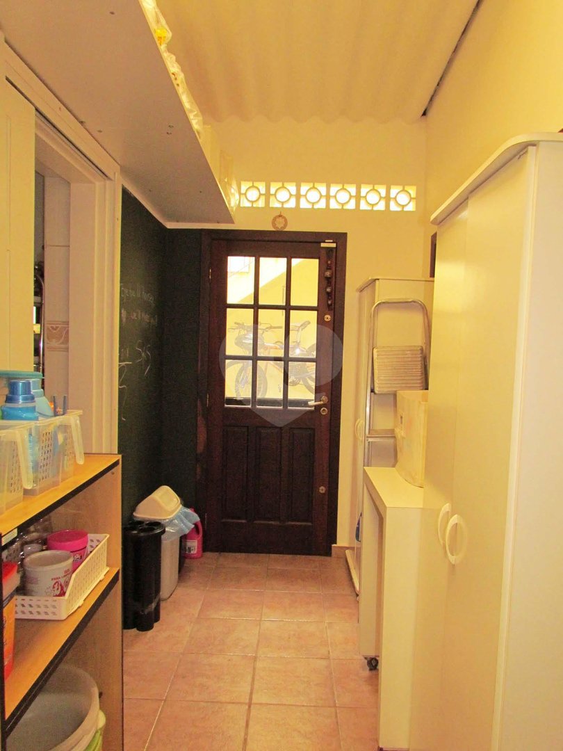 Casa de Vila à venda com 4 quartos, sendo 1 suíte, em Chácara Monte Alegre, São Paulo, SP