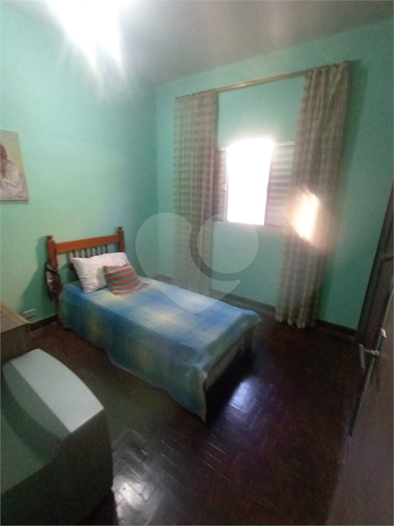 Casa à venda com 3 quartos, sendo 1 suíte,  no Centro, Mogi das Cruzes, SP