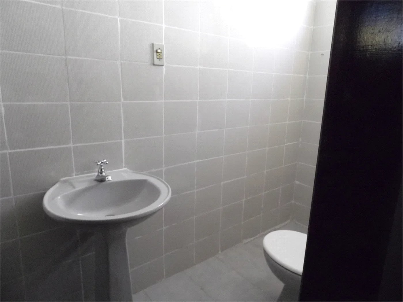 Casa à venda com 5 quartos, sendo 3 suítes, em Vila São Francisco, São Paulo, SP