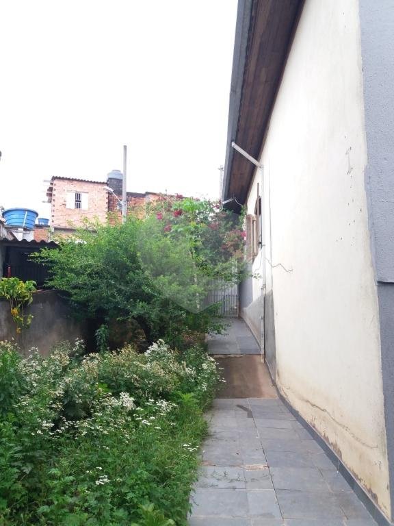 Casa à venda com 4 quartos, sendo 1 suíte,  em Jardim Helga, São Paulo, SP