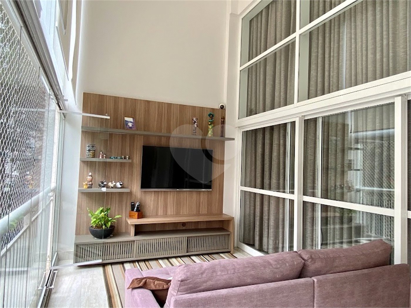Apartamento à venda com 3 suítes em Vila Suzana, São Paulo, SP
