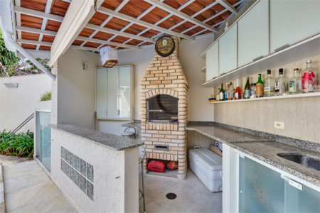 Casa de Vila à venda com 4 quartos, sendo 2 suítes, em Campo Grande, São Paulo, SP