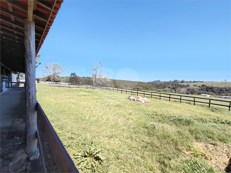 Fazenda para alugar com 3 quartos em Vila Santana, Itapetininga, SP