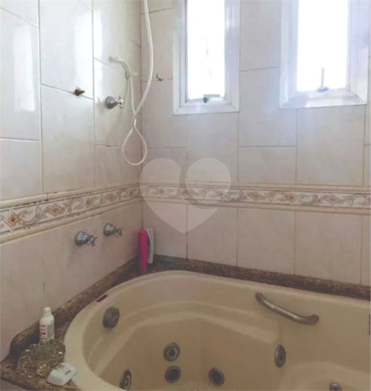 Sobrado à venda com 3 quartos, sendo 1 suíte,  em Santa Teresinha, São Paulo, SP