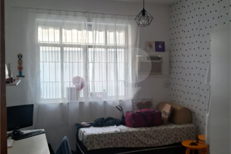 Casa à venda com 3 quartos, sendo 2 suítes, no condomínio Rio Bon, Rio de Janeiro - RJ