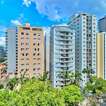 Apartamento à venda com 3 quartos, sendo 1 suíte, em Vila Olímpia, São Paulo, SP