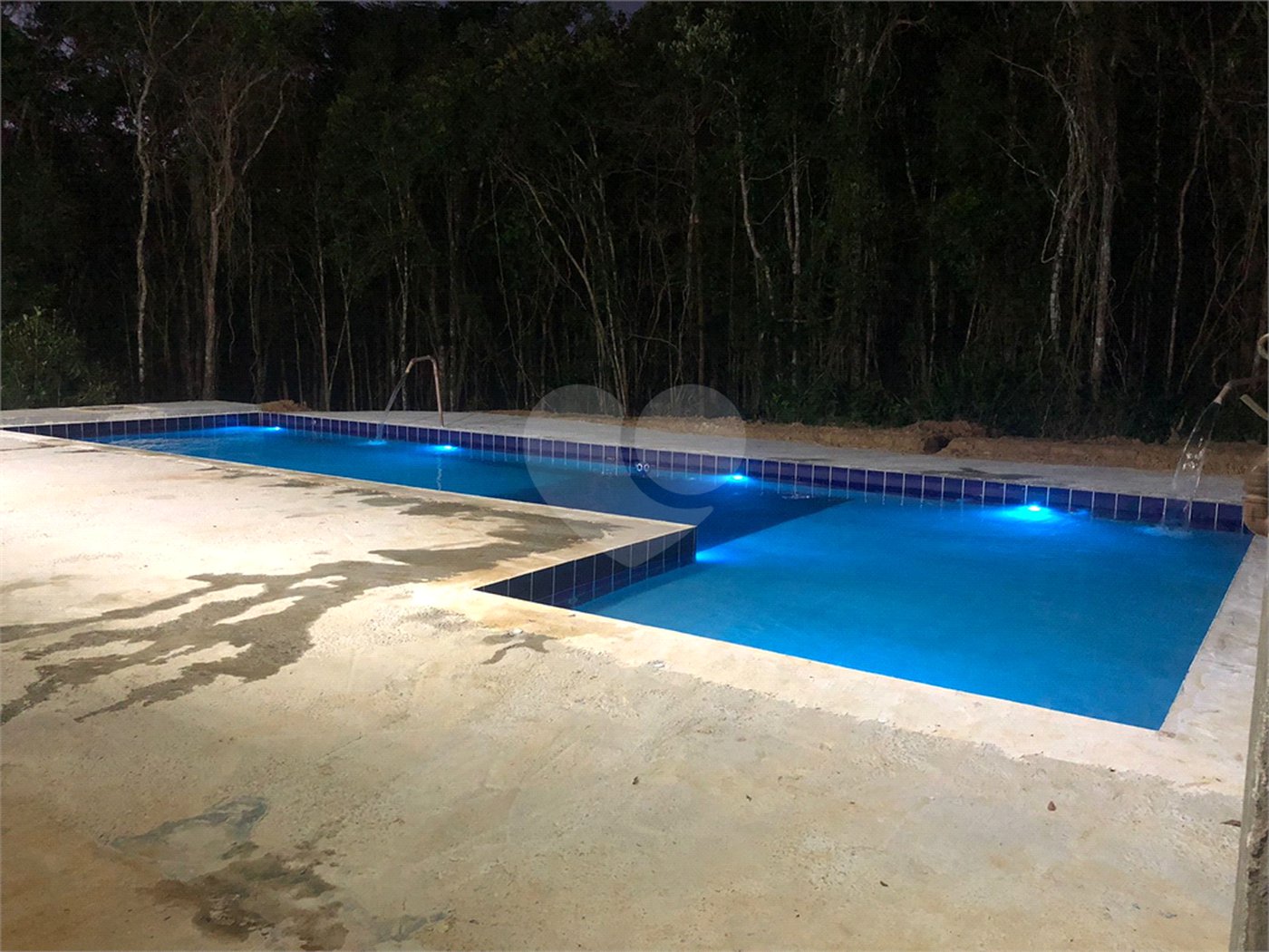 Chácara à venda com 2 quartos em Taiaçupeba, Mogi das Cruzes, SP